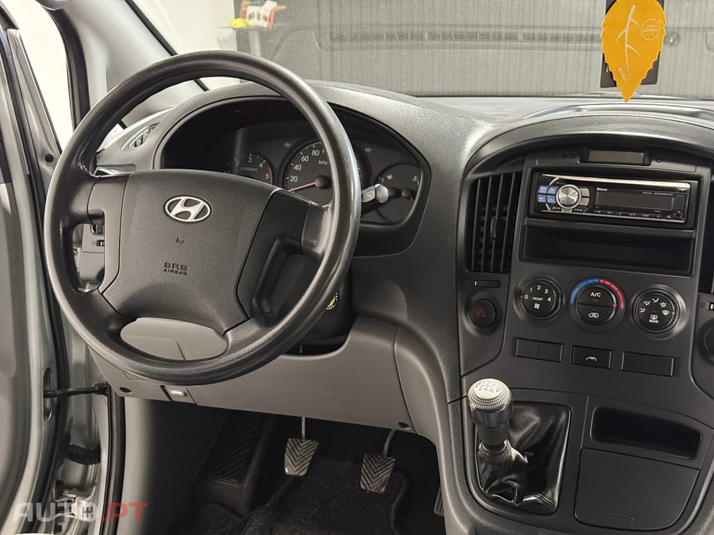 Hyundai H-1 2.5 CRDi
