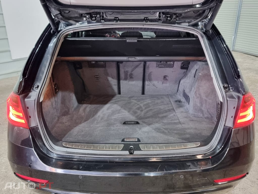 BMW 318 d Touring Auto
