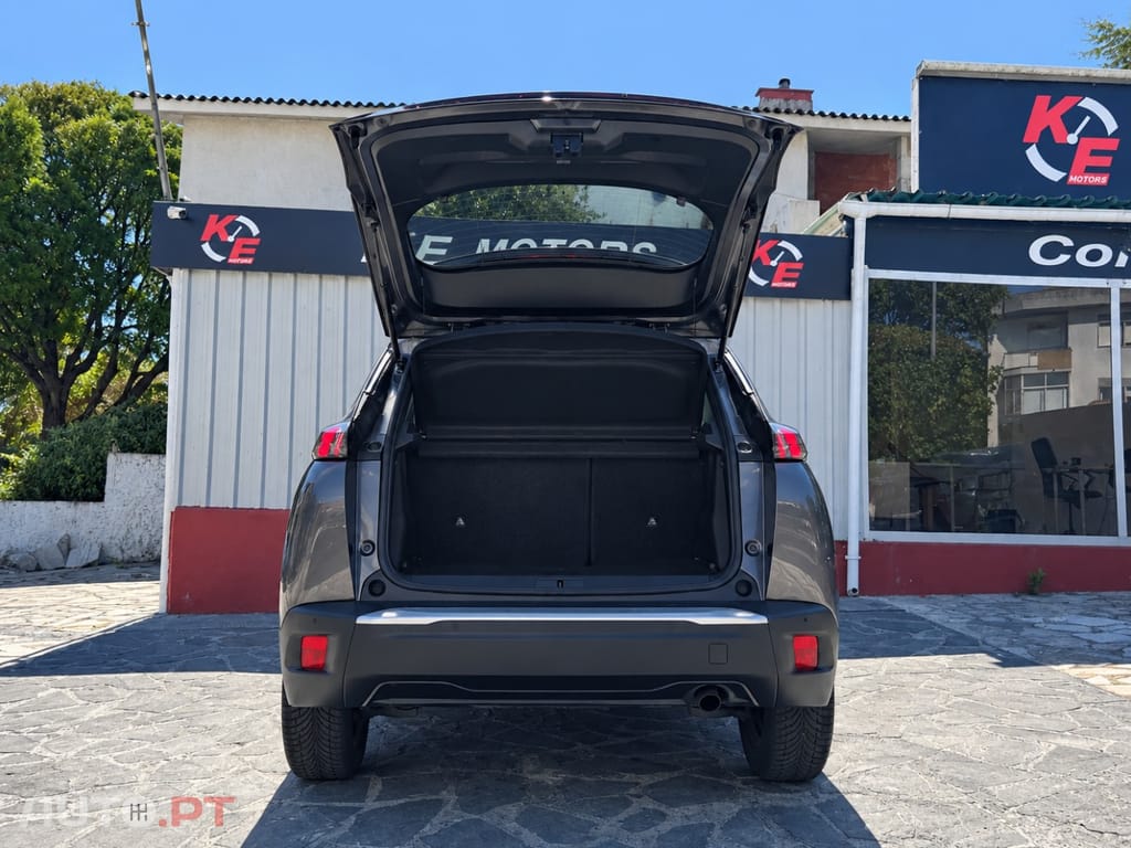 Peugeot 2008 1.2 PureTech Allure Pack EAT8