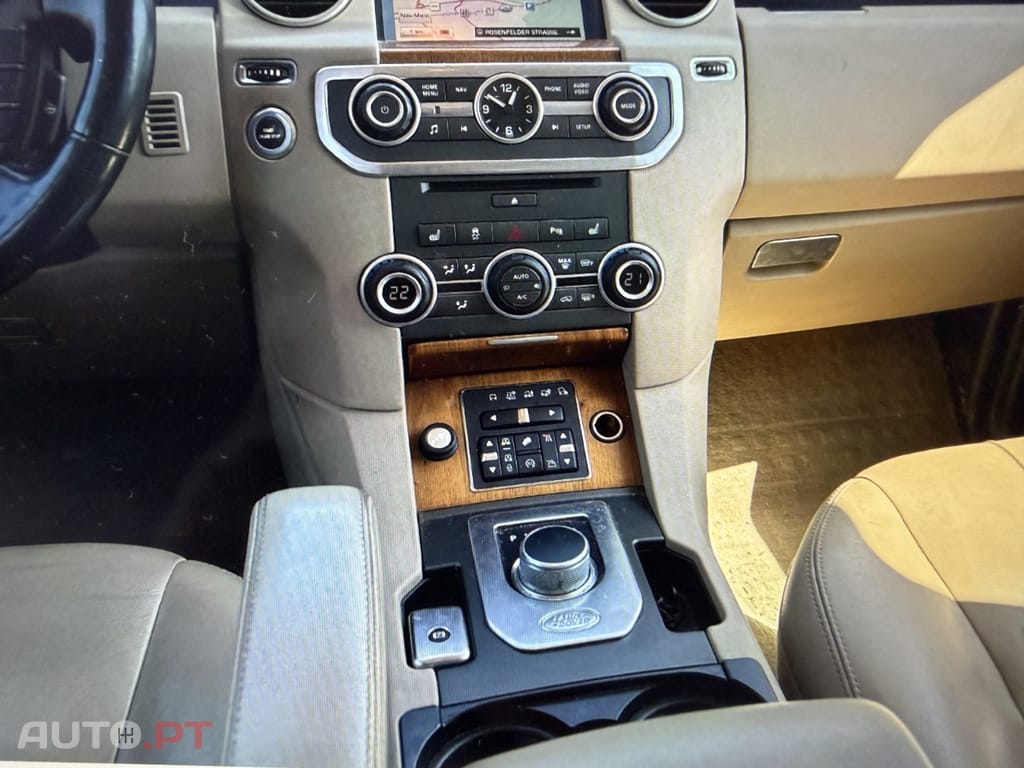 Land Rover Discovery 4 3.0 TD V6 HSE