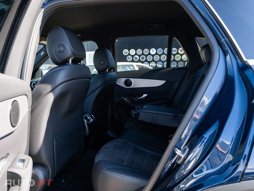Mercedes-Benz GLC 300 de 4Matic 9G-TRONIC AMG Line