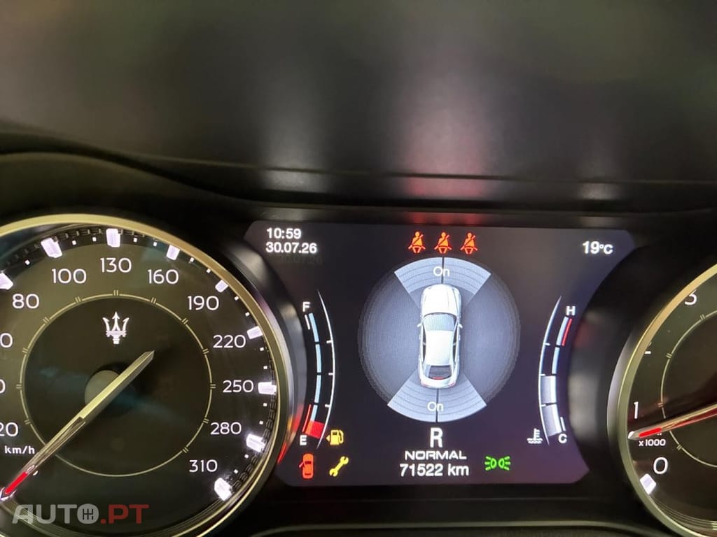 Maserati Ghibli Hybrid GranSport