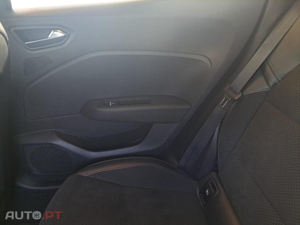 Renault Clio 1.0 TCe Intens Bi-Fuel