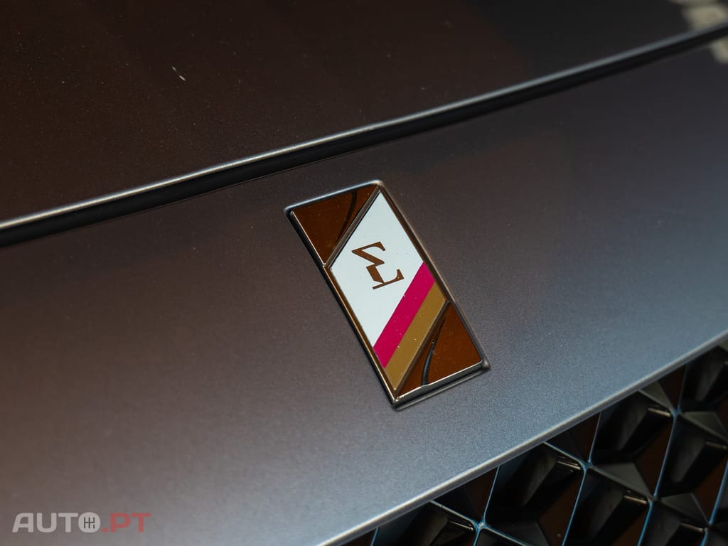 DS DS7 Crossback E-Tense Performance Line EAT8