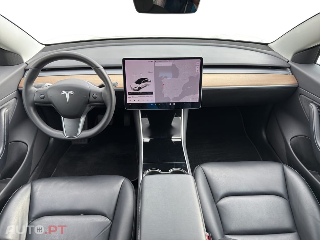 Tesla Model 3 Standard Range Plus RWD