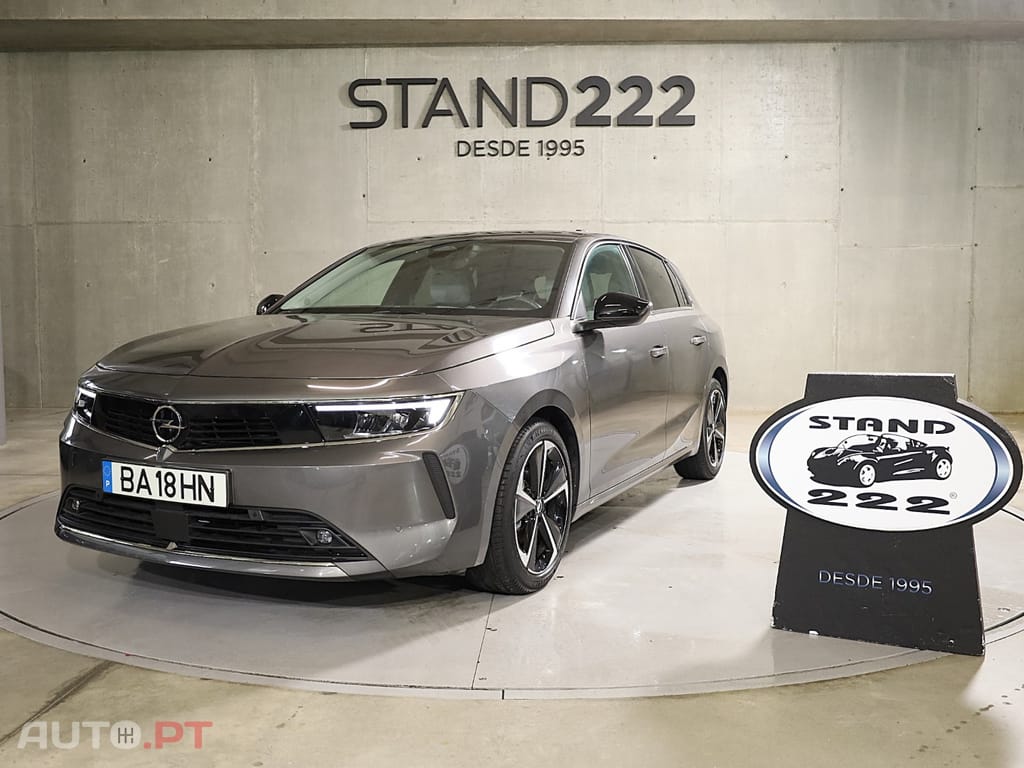 Opel Astra 1.2 T Elegance