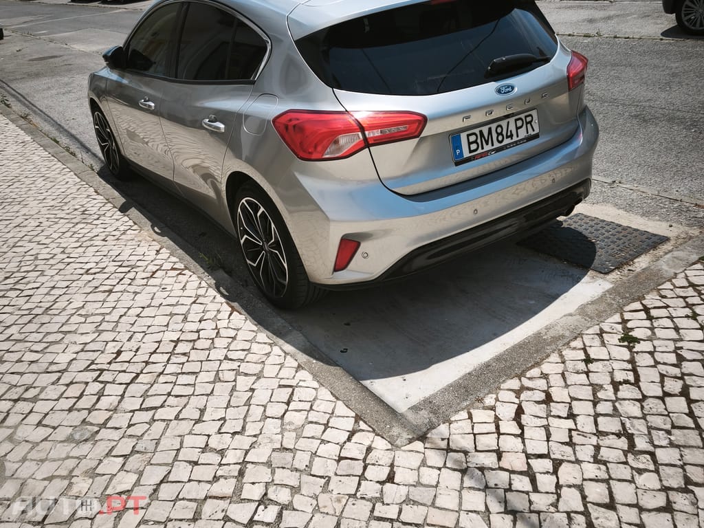 Ford Focus Ecoboost 125cv Titanium
