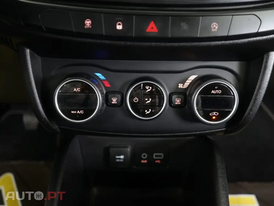 Fiat Tipo 1.3 M-Jet Lounge