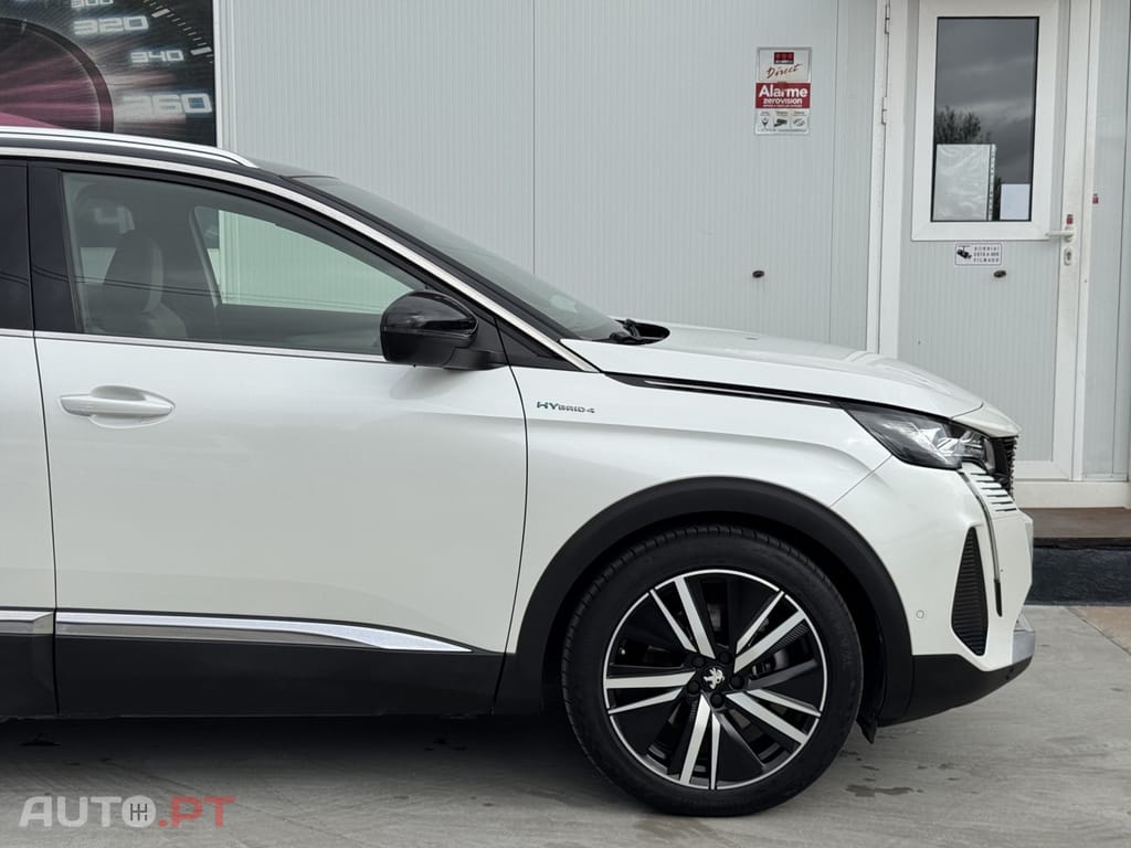 Peugeot 3008 1.6 Hybrid4 GT Pack e-EAT8