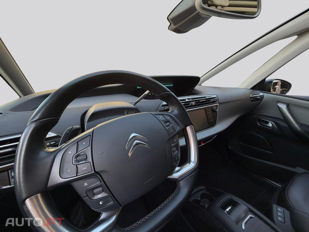 Citroen C4 SpaceTourer  1.2 Shinne EAT6