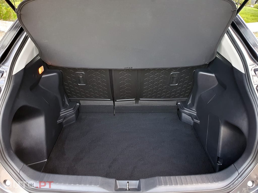 Toyota Yaris Cross 1.5 VVT-i Hybrid Dynamic Force Comfort Plus