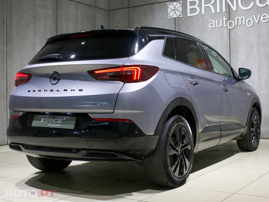 Opel Grandland (X) 1.2 T GS Line AT