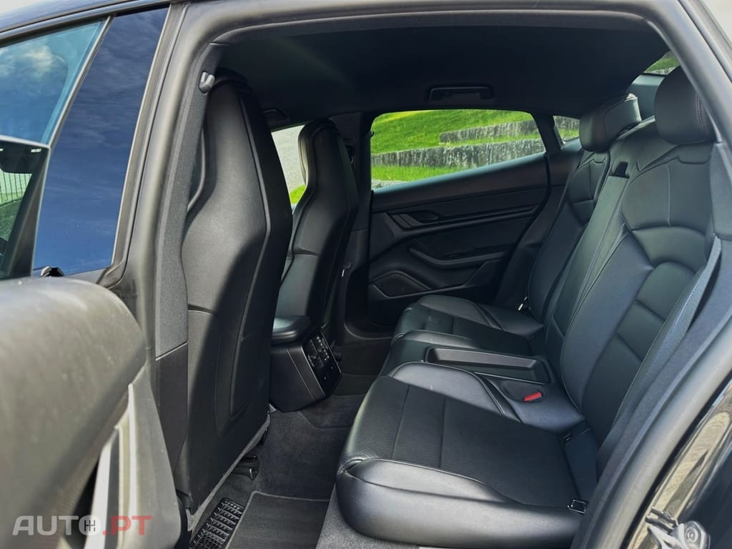 Porsche Taycan bateria Performance Plus