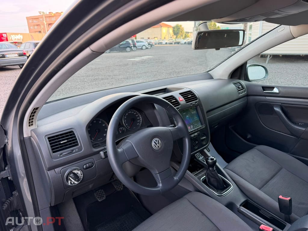 Volkswagen Golf 1.4i Confortline