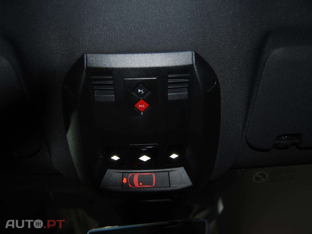 DS DS7 E-Tense Performance Line