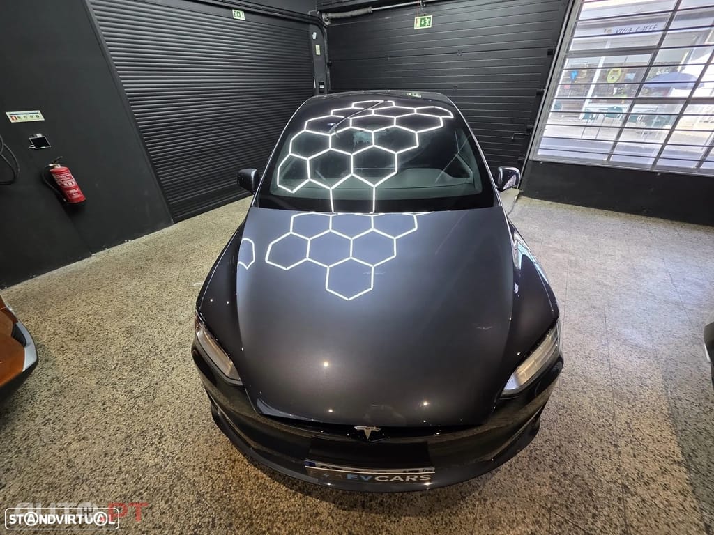 Tesla Model X Plaid AWD