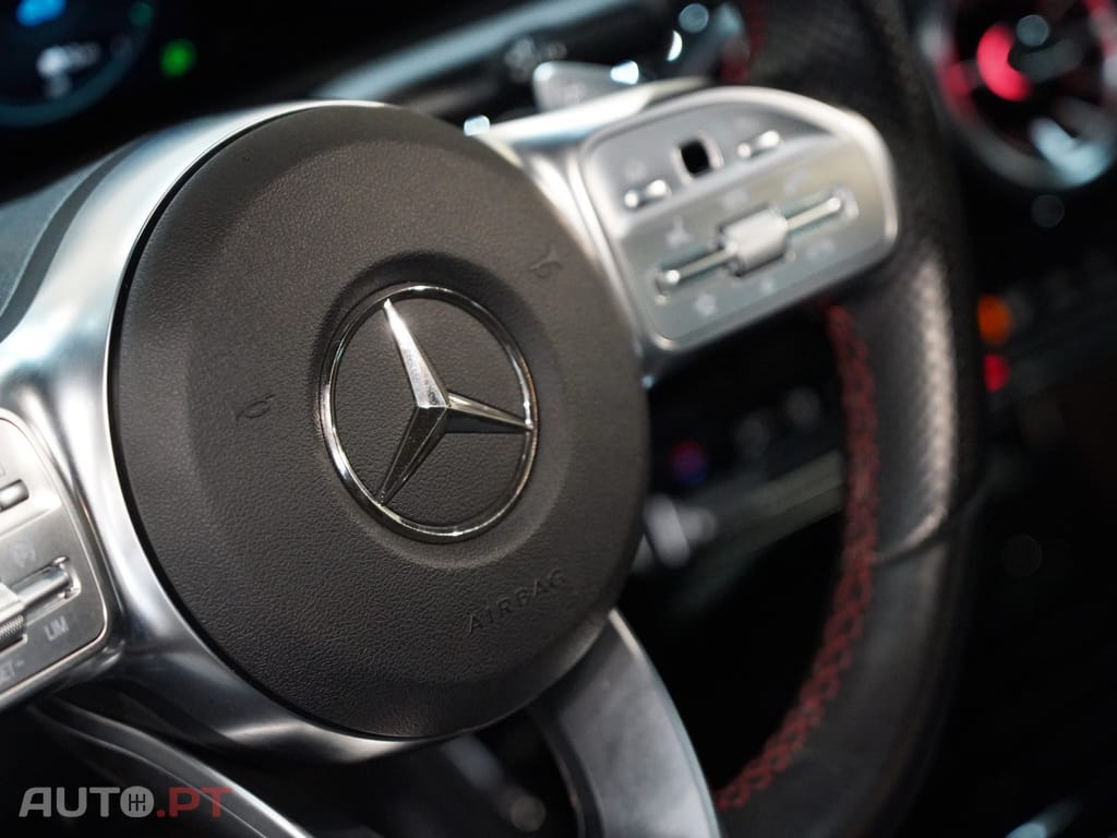 Mercedes-Benz A 250 AMG Line