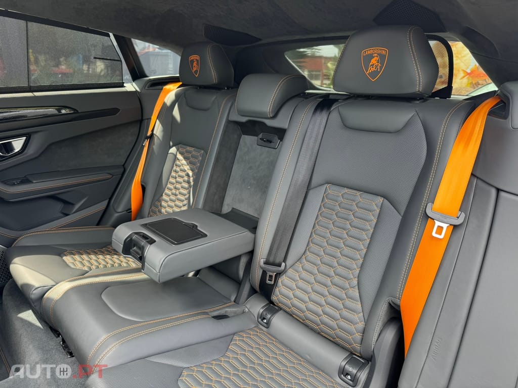 Lamborghini Urus 4.0 V8