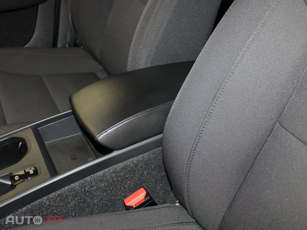 Volvo XC40 1.5 T2 MOMENTUM