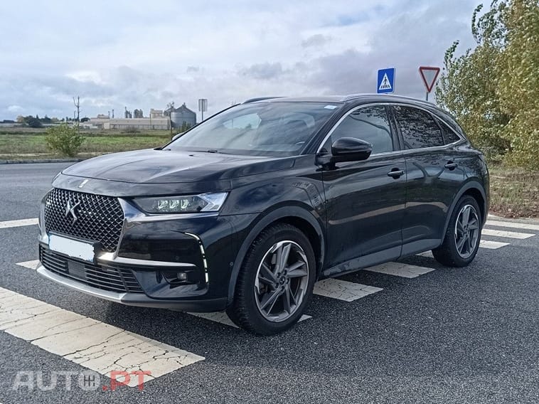 DS DS7 Crossback 300 cv 4x4  Eat8 E-Tense Hybrid RIVOLI 1 DONO