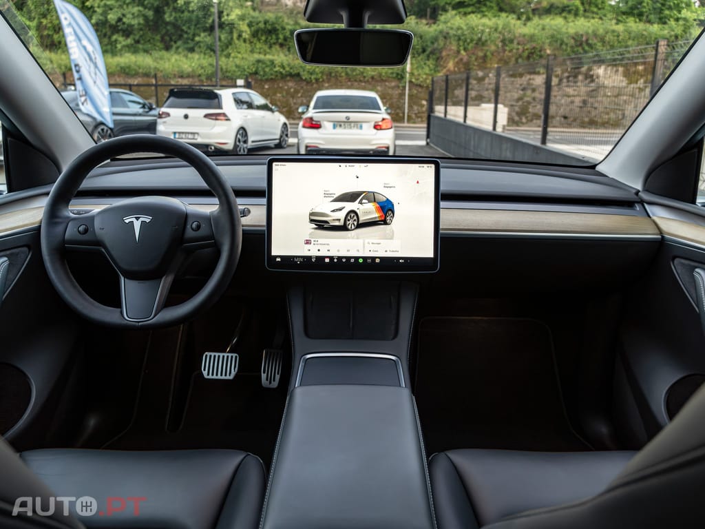 Tesla Model Y Tração Traseira
