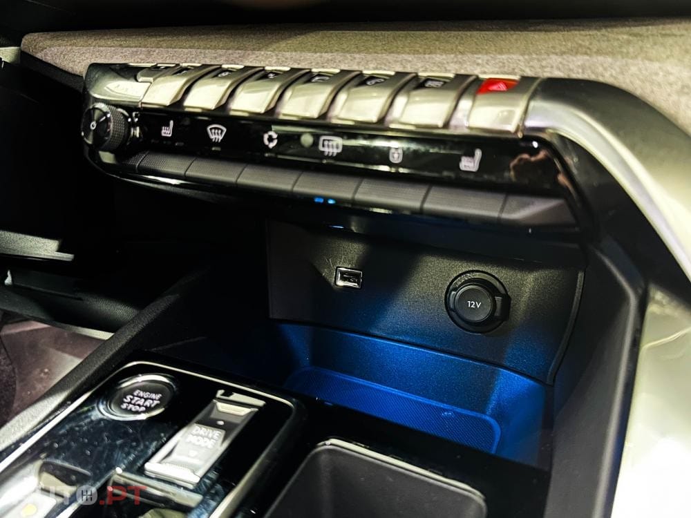 Peugeot 3008 1.6 Hybrid GT Pack e-EAT8