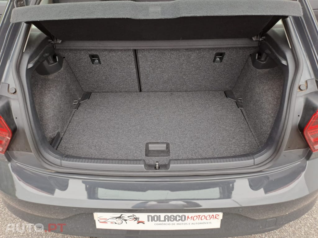 Volkswagen Polo 1.0 Confortline