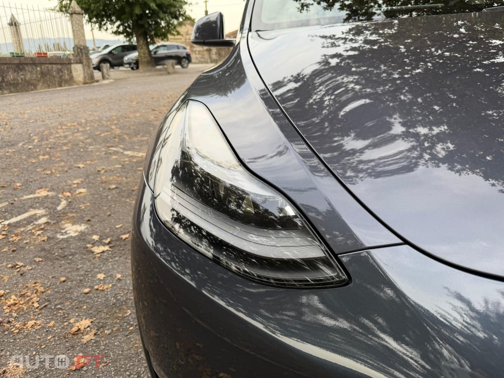 Tesla Model Y Long Range Tração Integral