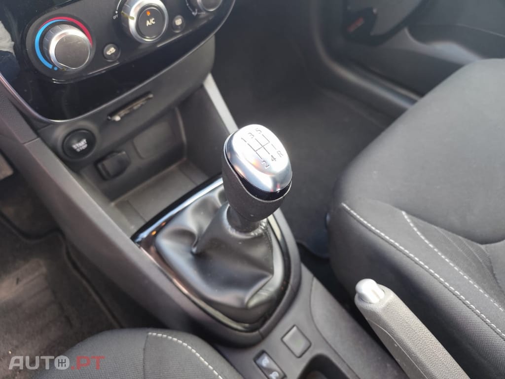 Renault Clio Sport Tourer 0.9 TCe Limited