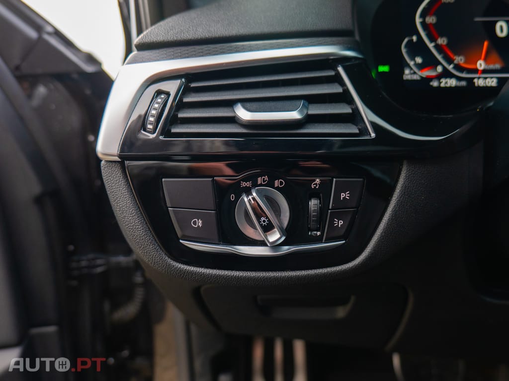 BMW 520 d Pack Desportivo M Auto