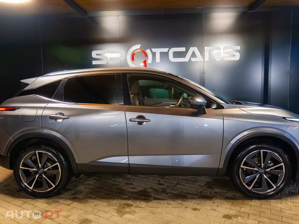 Nissan Qashqai 1.3 DIG-T Tekna SKY