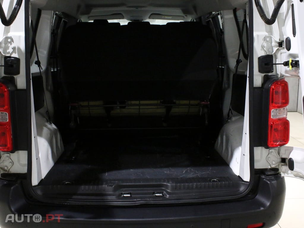 Peugeot Expert Outro