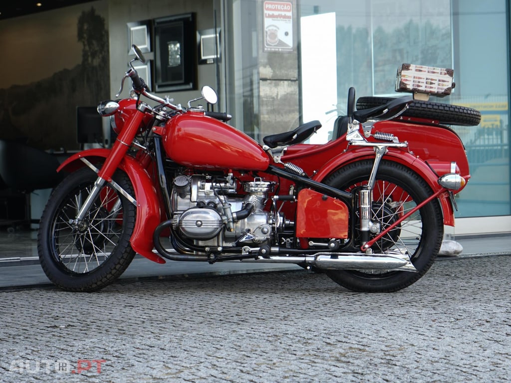 Ural Classic Sidecar