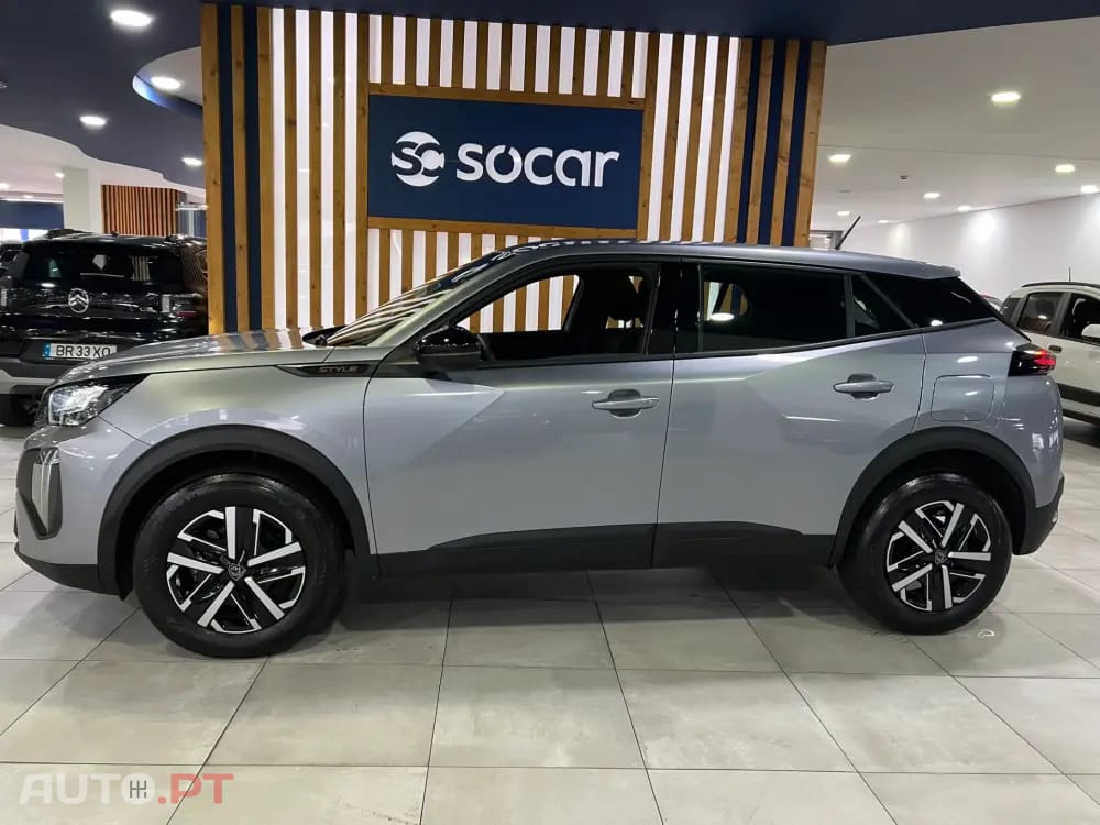 Peugeot 2008 1.2 PureTech Style