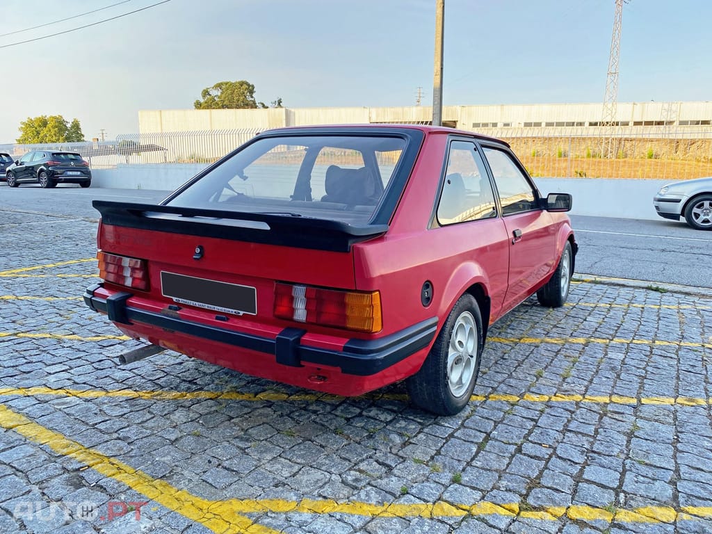 Ford Escort XR3i