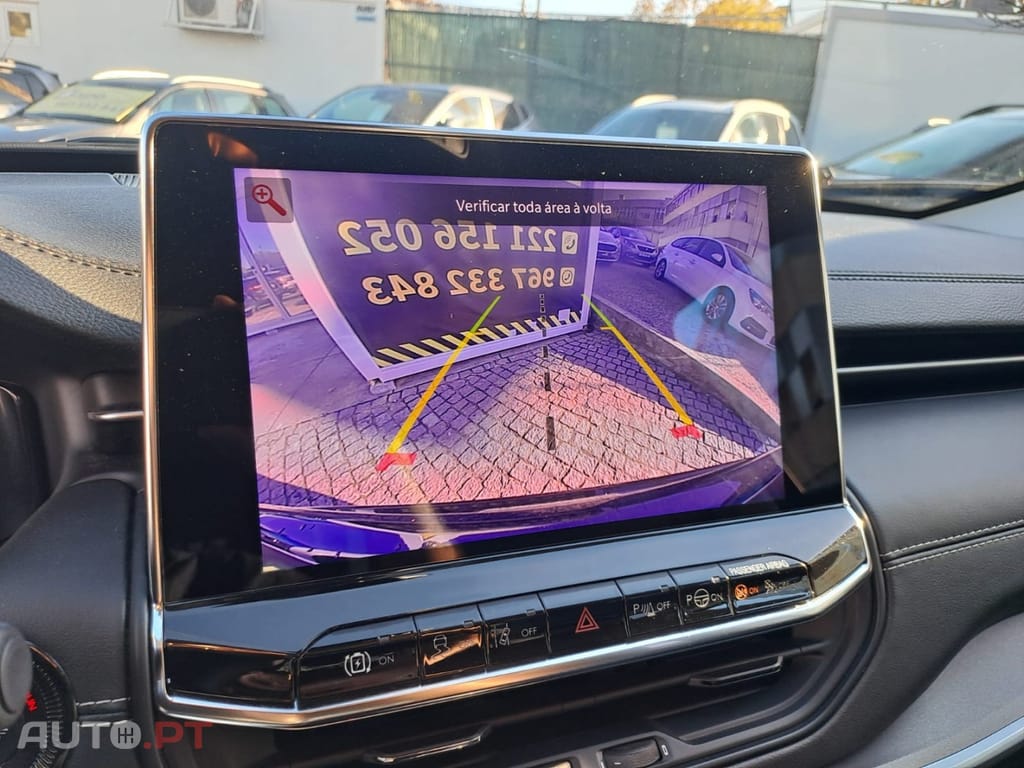 Jeep Compass 1.3 T4 4xe PLUG-IN HYBRID Auto Limited