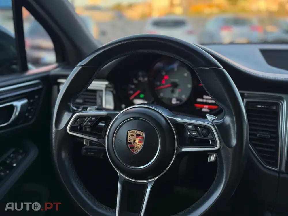 Porsche Macan S