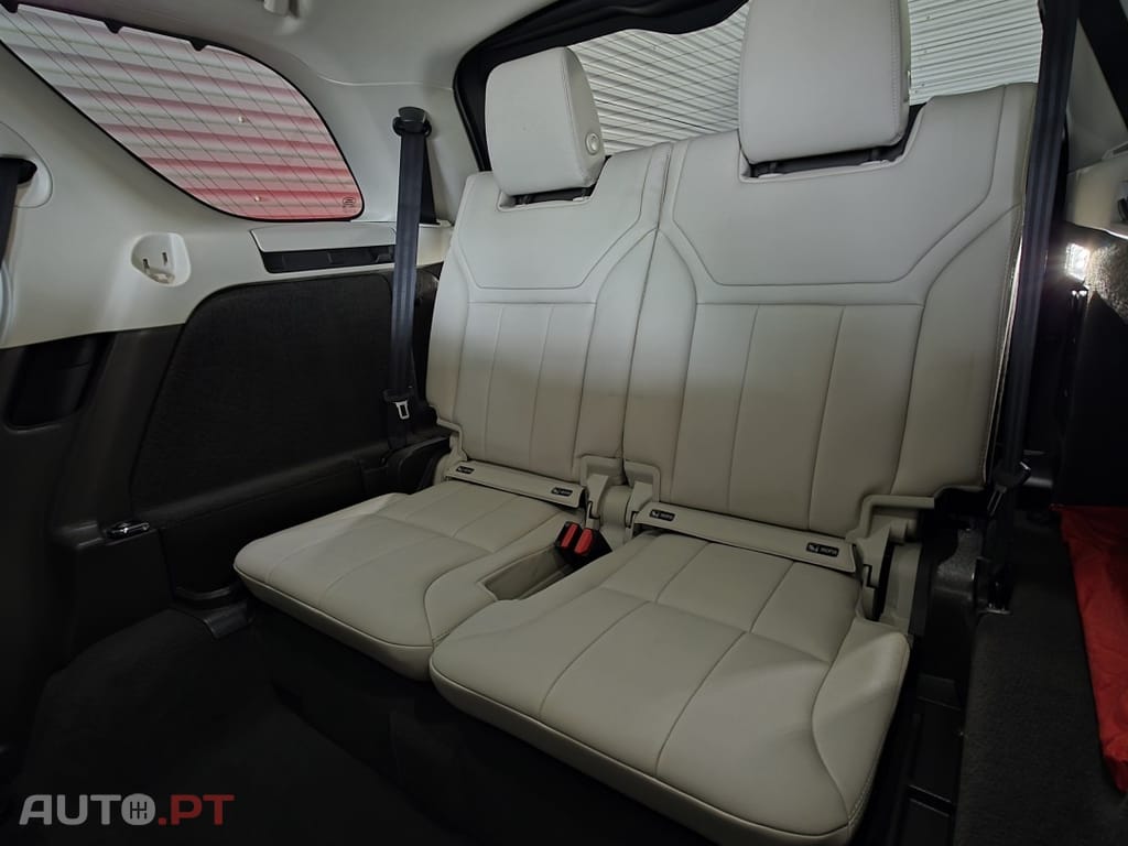 Land Rover Discovery 2.0 SD4 HSE Luxury Auto