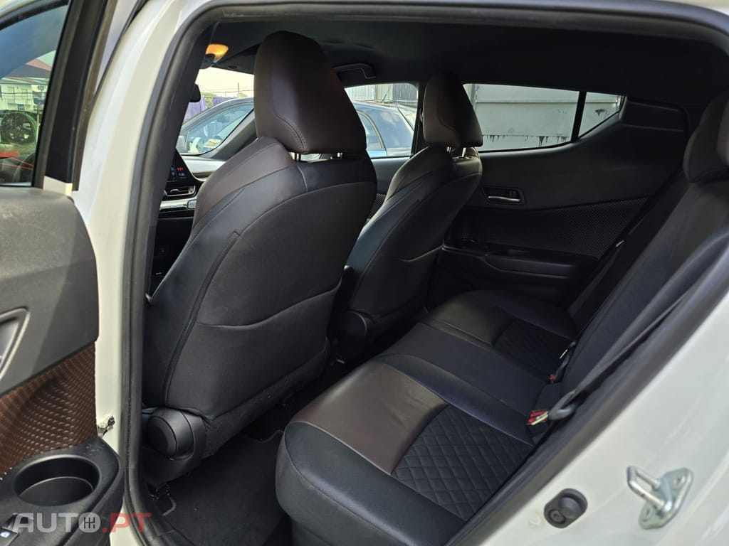 Toyota C-HR 1.8 HSD Exclusive+P.Luxury