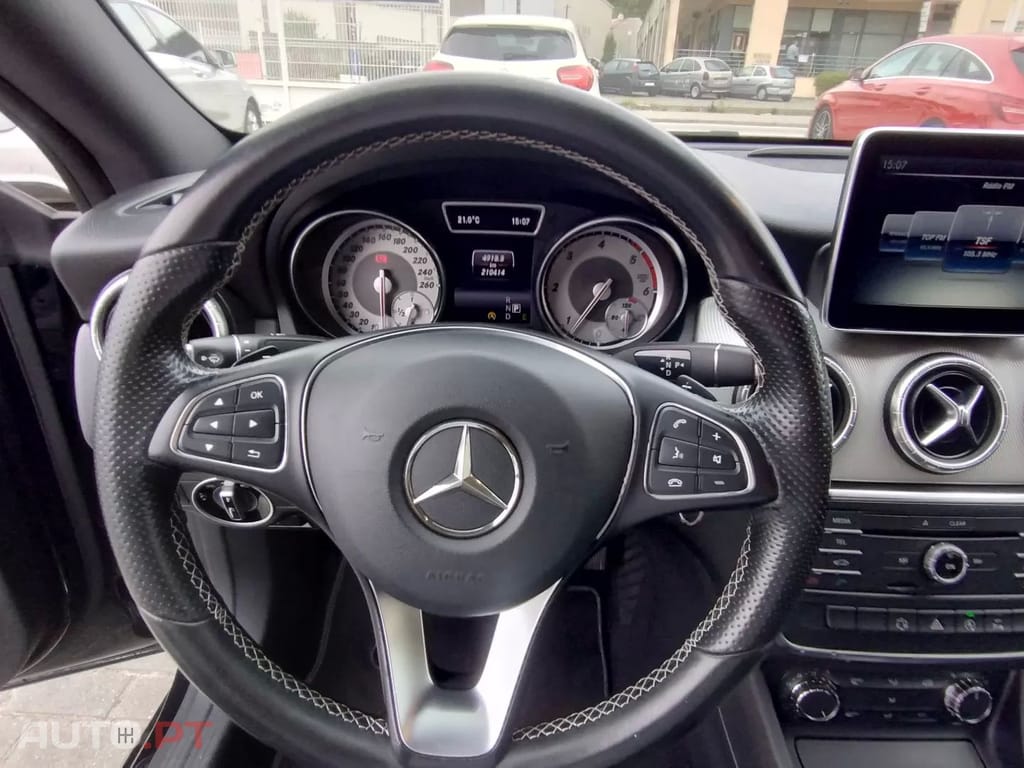 Mercedes-Benz CLA 200 D Urban Aut