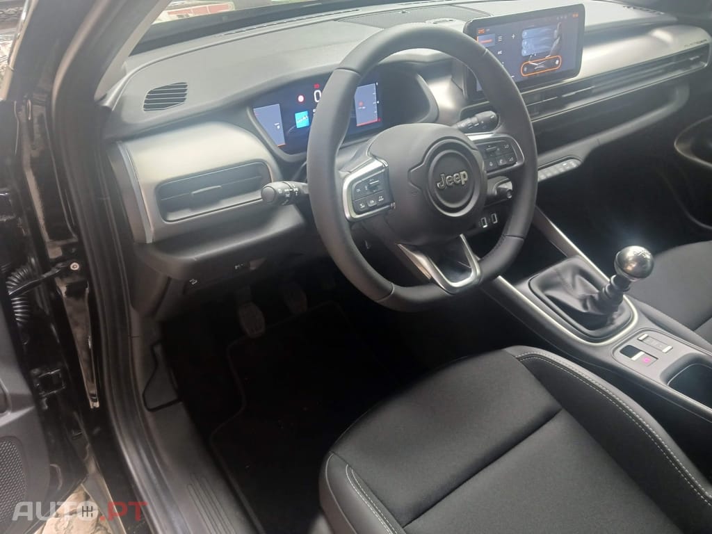 Jeep Avenger 1.2 GSE T3 Summit