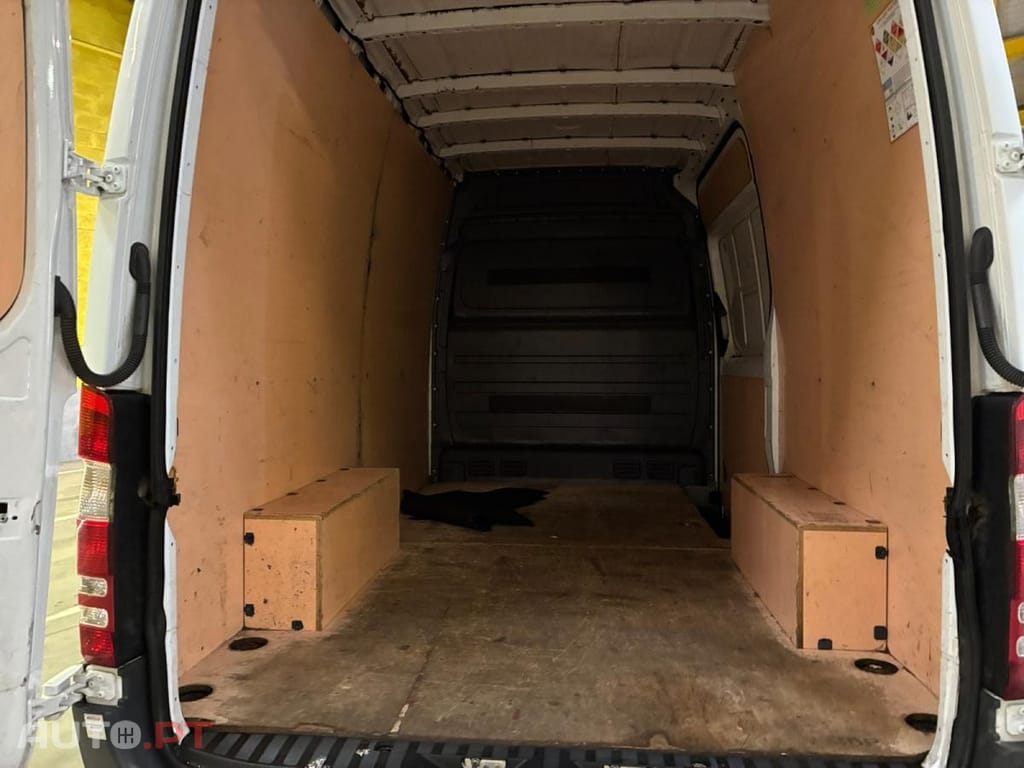 Mercedes-Benz Sprinter 211 CDi 37S 3.0T Tronic Plus