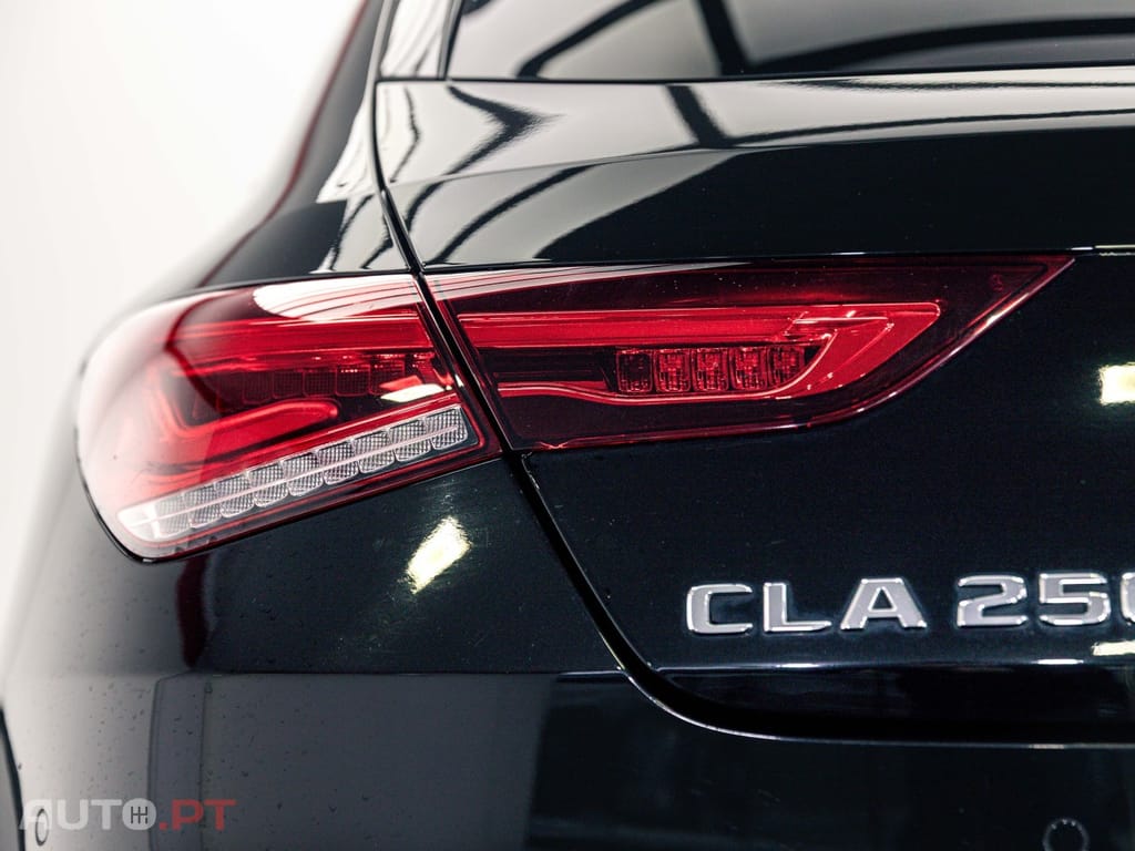 Mercedes-Benz CLA 250 e 8G-DCT AMG Line