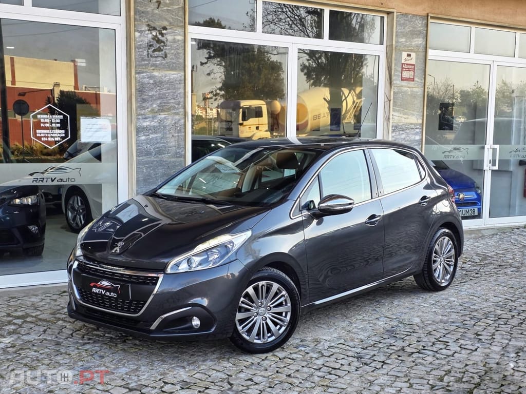 Peugeot 208 1.2 PureTech Allure EAT6