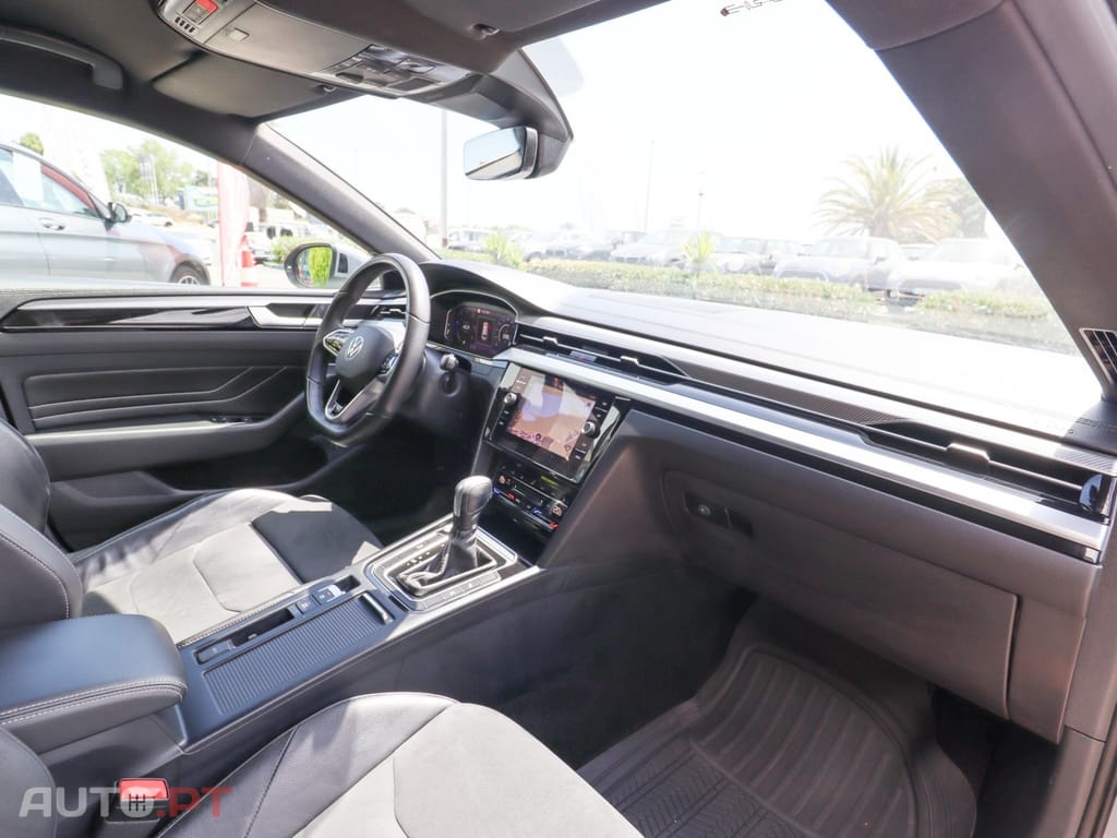 Volkswagen Arteon 2.0 TDI R-Line DSG