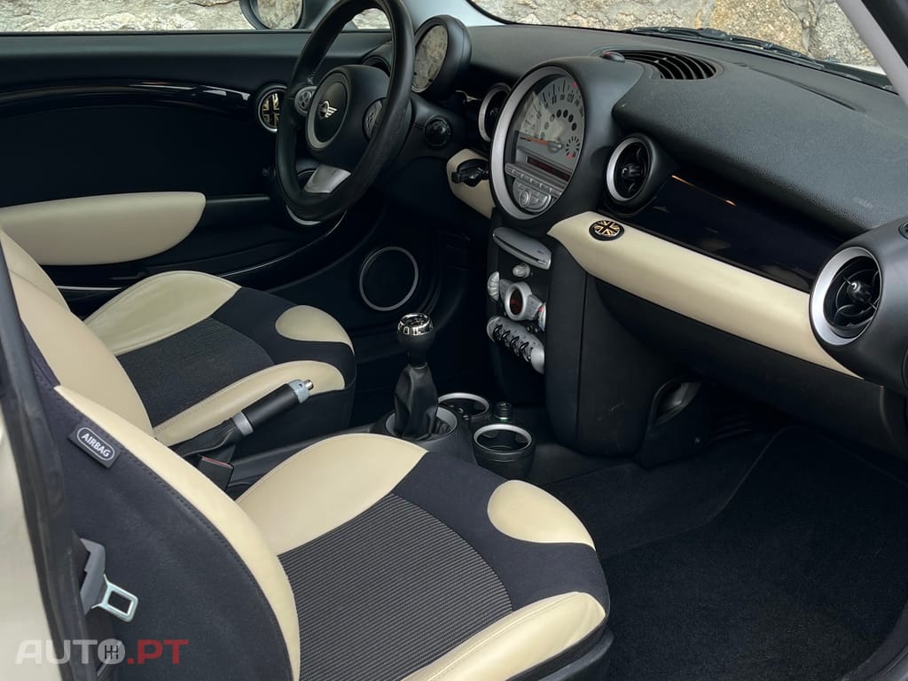 MINI Cooper D