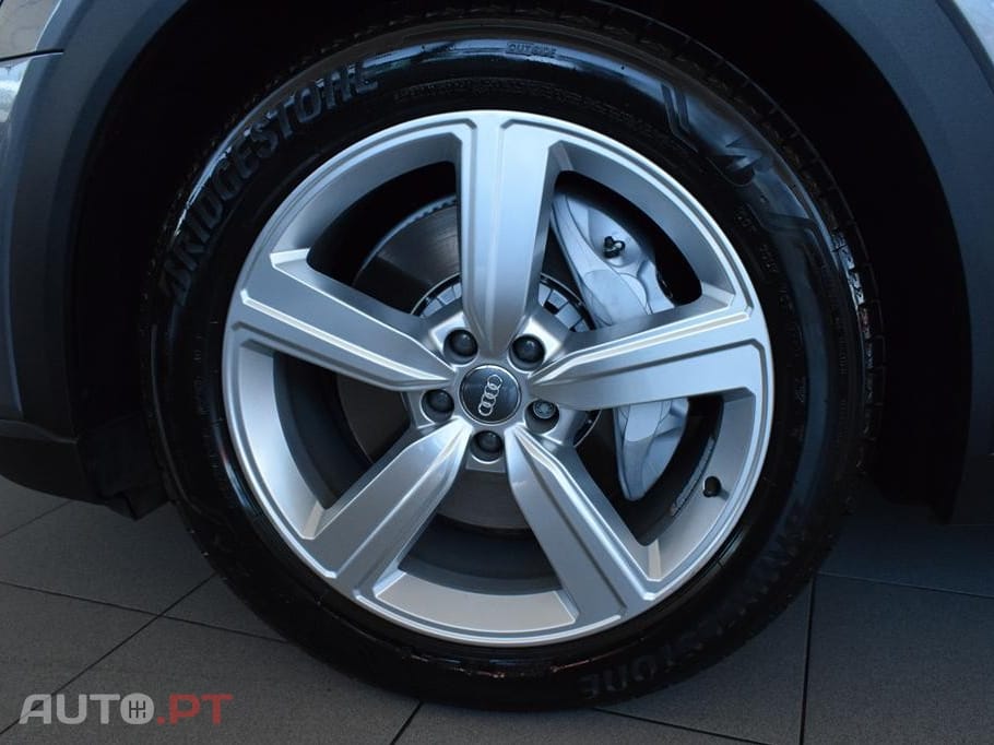 Audi E-Tron 55 quattro Advanced