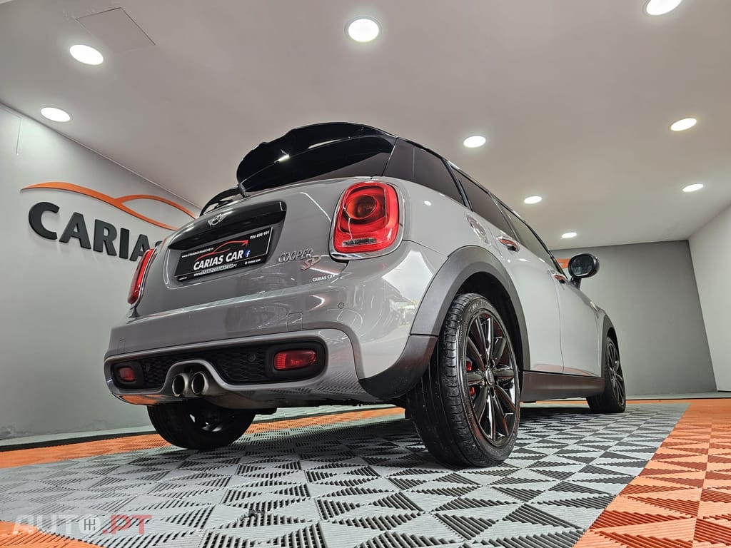 MINI Cooper SD Auto Desportiva