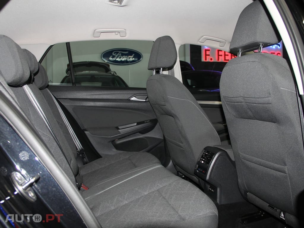 Volkswagen Golf 2.0 TDI Conceptline