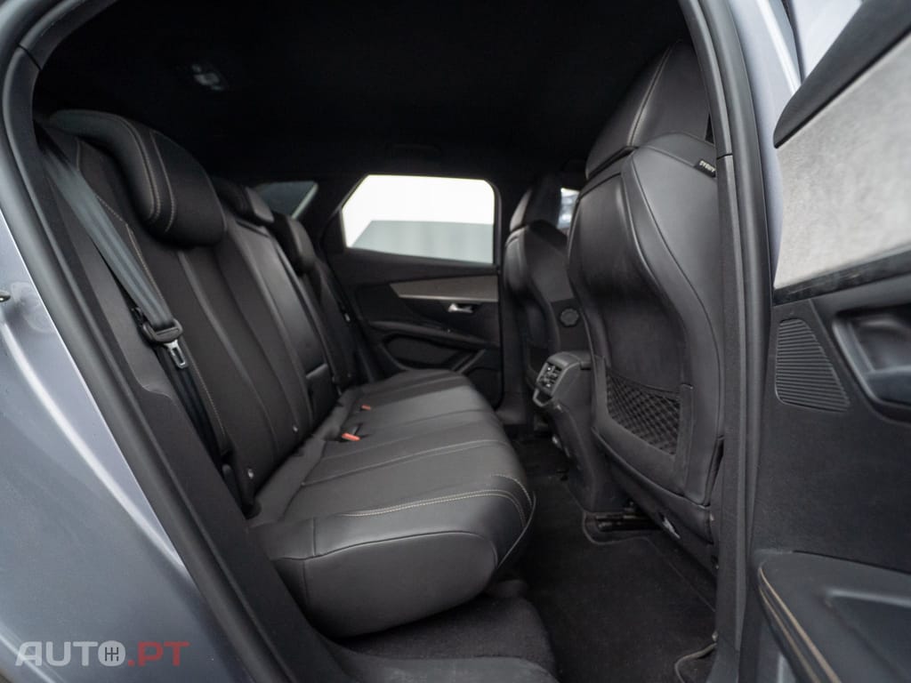 Peugeot 3008 1.5 BlueHDi GT EAT8
